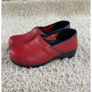 Sanita Izabella Professional Clogs Red Leather Comfort Slip On Womens 40 US 9.5